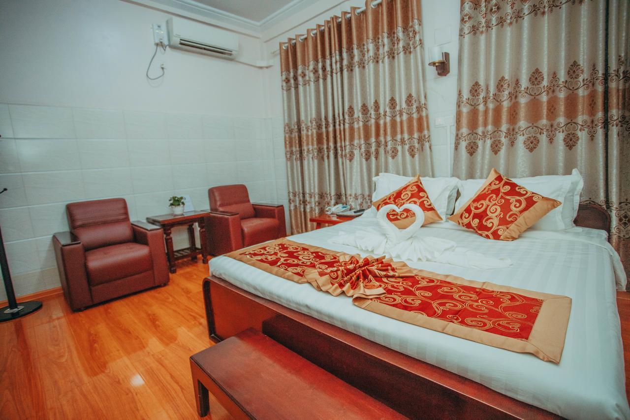 Amber Palace Hotel Myitkyina Exterior photo